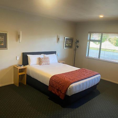 Bentleys Motor Inn Palmerston North Kültér fotó