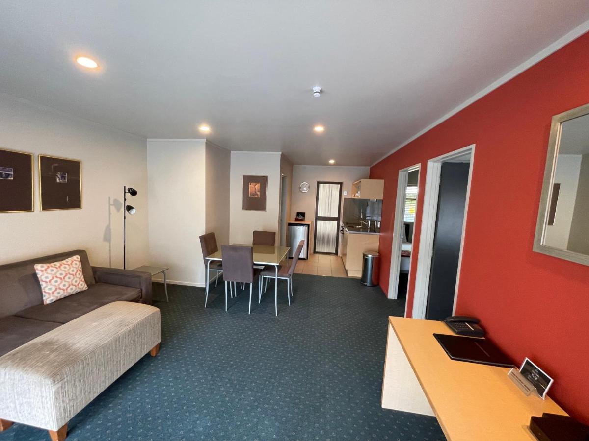 Bentleys Motor Inn Palmerston North Kültér fotó