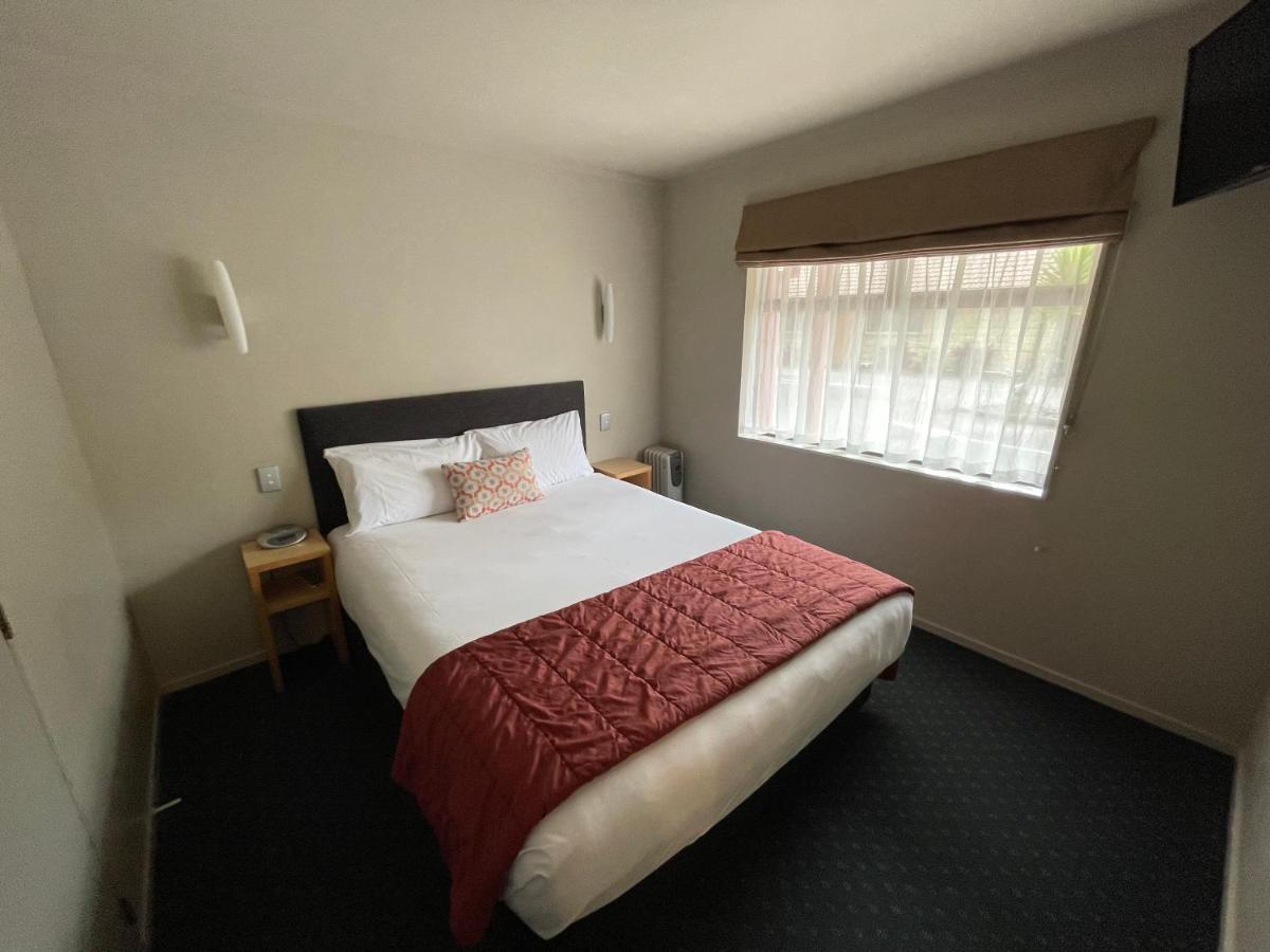 Bentleys Motor Inn Palmerston North Kültér fotó