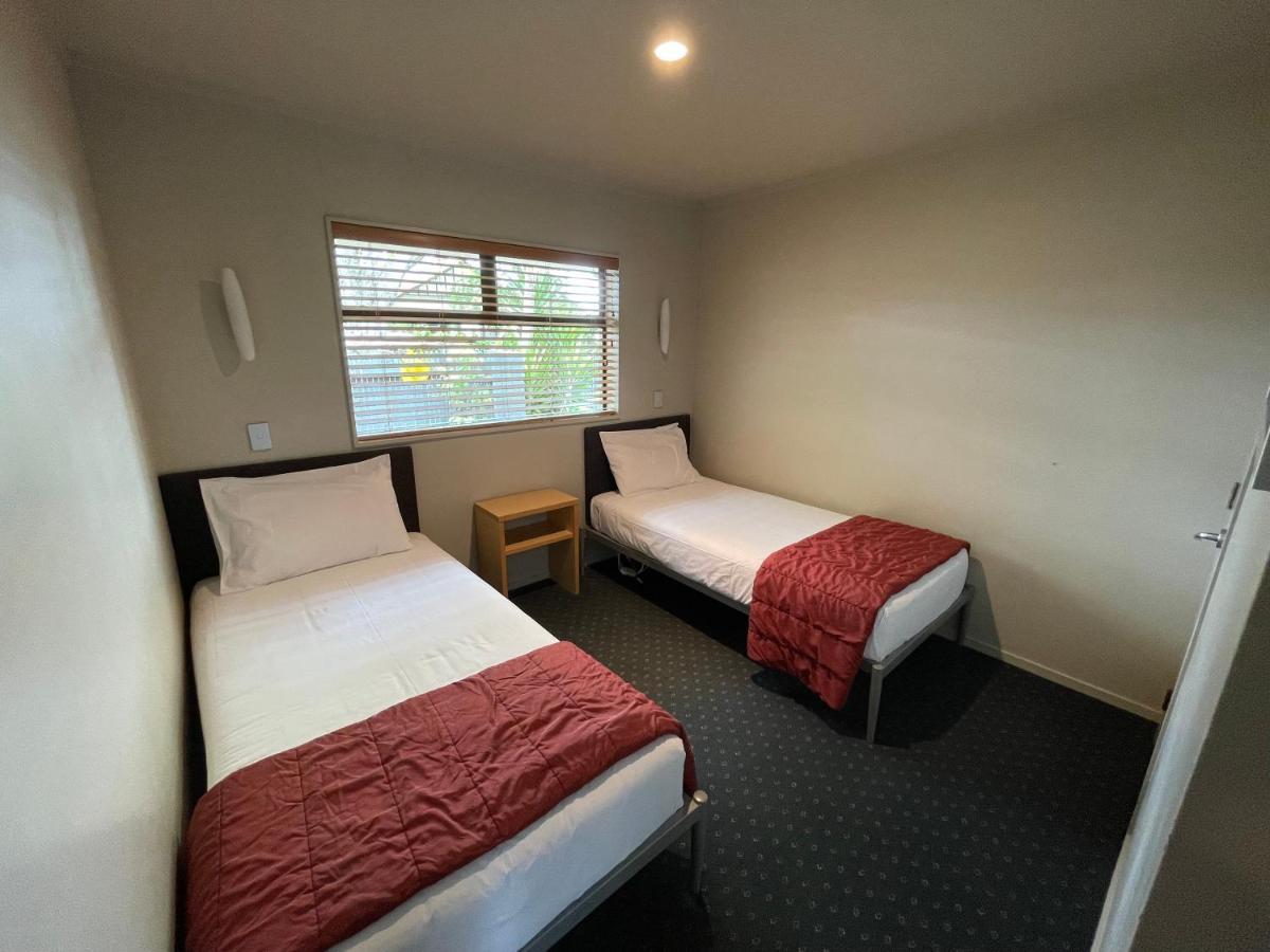 Bentleys Motor Inn Palmerston North Kültér fotó