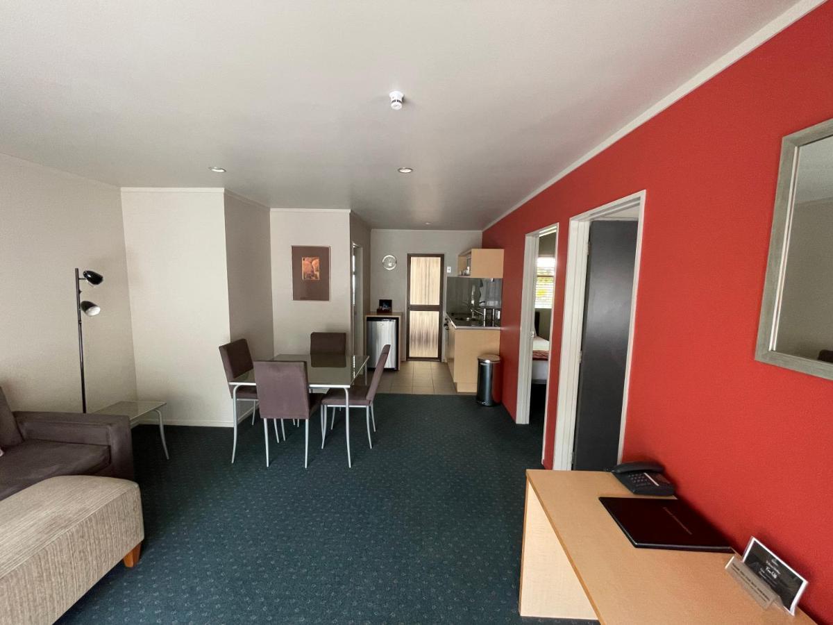 Bentleys Motor Inn Palmerston North Kültér fotó