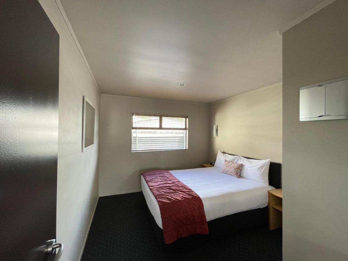 Bentleys Motor Inn Palmerston North Kültér fotó