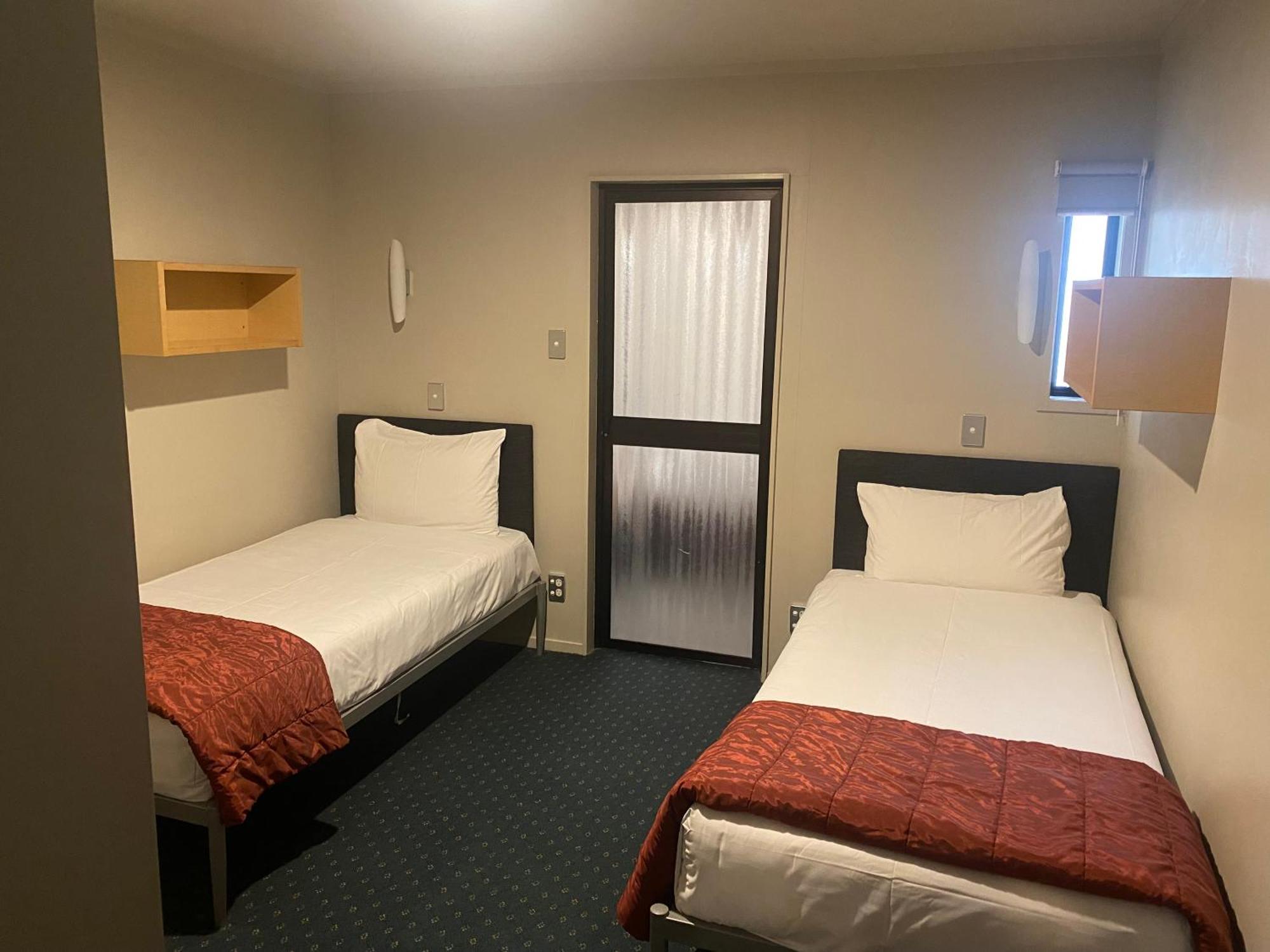 Bentleys Motor Inn Palmerston North Kültér fotó